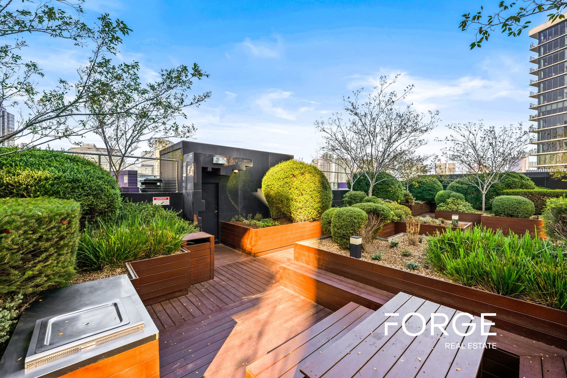 601 / 241 Harbour Esplanade, DOCKLANDS